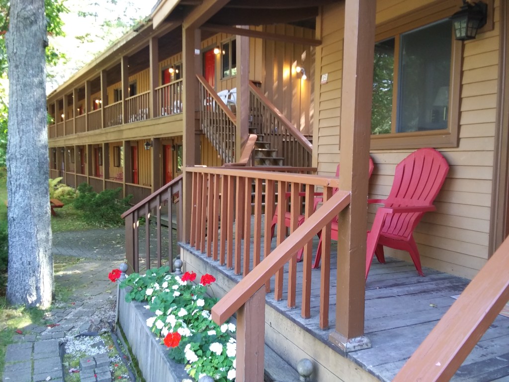 Cottage room and motel building